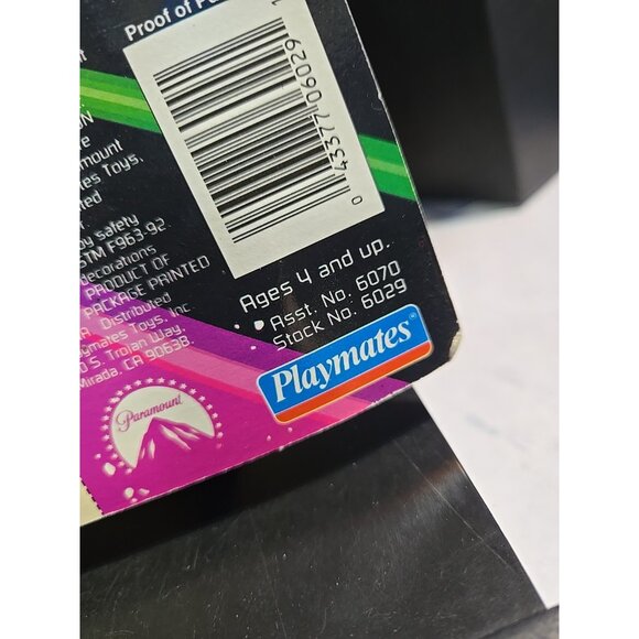 1993 Playmates STAR TREK Captain Scott Action Figure - Picture 5 of 6